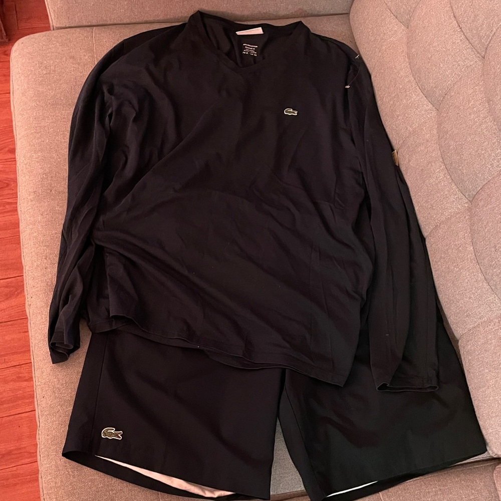 Ensemble Lacoste Sport Relaxed Fit Shorts 🩳 and Long Sleeve Tee 👕